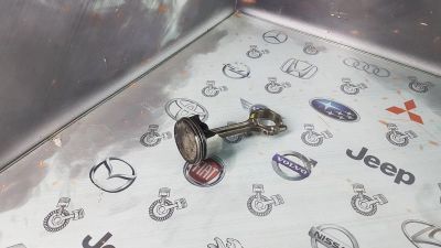 Лот: 23585202. Фото: 1. Шатун Mitsubishi Colt Plus 4A91... Двигатель и элементы двигателя