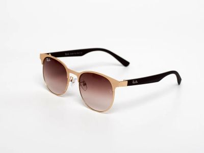 Лот: 21764875. Фото: 1. Очки Ray Ban. Очки солнцезащитные