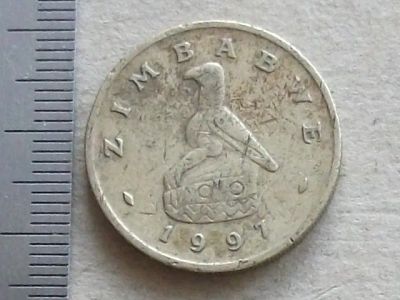 Лот: 19311317. Фото: 1. Монета 2 доллар два Зимбабве 1997... Африка