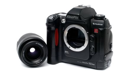 Лот: 14569439. Фото: 1. Fujifilm FinePix S2 Pro + Nikon... Цифровые зеркальные