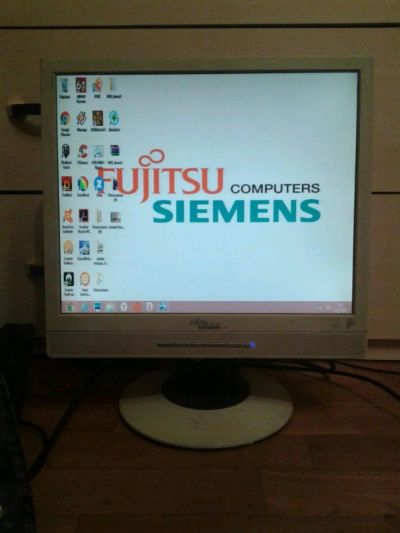 Лот: 8602223. Фото: 1. монитор Fujitsu-Simens b17-2 диагональ... ЖК-мониторы