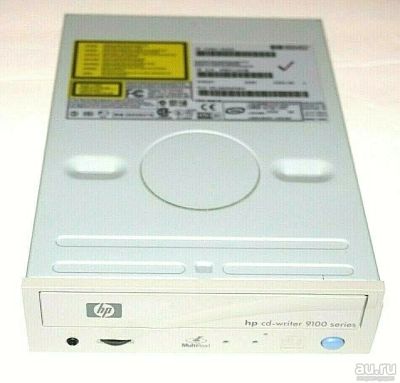 Лот: 16914540. Фото: 1. HP привод 2000 года, в работу... Приводы CD, DVD, BR, FDD