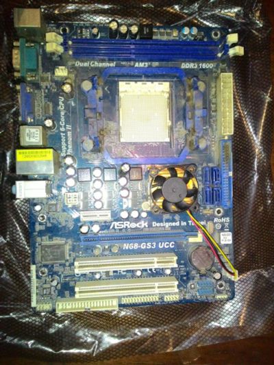 Лот: 10305245. Фото: 1. Asrock N68-GS3 UCC. Материнские платы