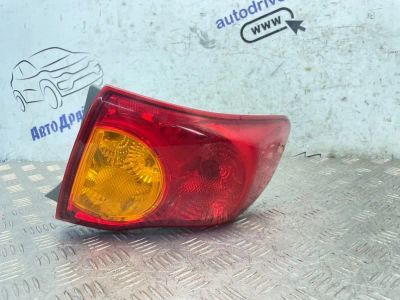 Лот: 25628588. Фото: 1. фонарь toyota corolla ZZE150L. Двигатель и элементы двигателя