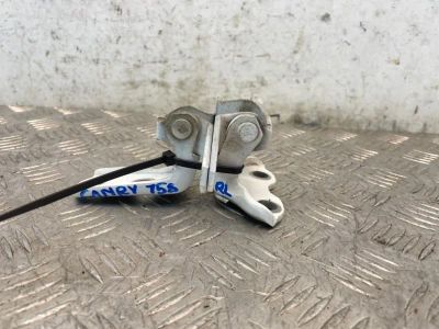 Лот: 25602891. Фото: 1. кронштейн двери Toyota Camry XV40. Двигатель и элементы двигателя