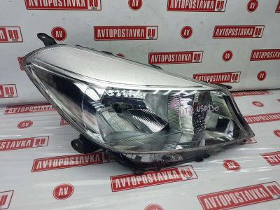 Лот: 20898852. Фото: 1. Фара галогеновая Toyota Vitz NSP130... Оптика и освещение