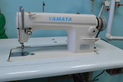 Лот: 9069404. Фото: 1. Швейная машинка Yamata SY8500... Швейная, вязальная