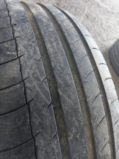 Лот: 12159387. Фото: 1. Шины Michelin latitude Sport 2шт... Шины