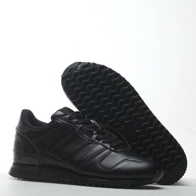 Лот: 7987364. Фото: 1. Adidas кроссовки ZX 700 Adidas... Кеды, кроссовки, слипоны