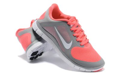 Лот: 4192409. Фото: 1. Женские кроссовки Nike free 4... Кеды, кроссовки, слипоны