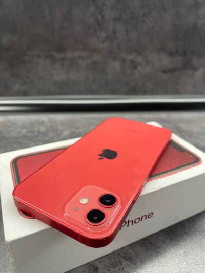 Лот: 20534883. Фото: 1. iPhone 12 128Gb Product Red. Смартфоны