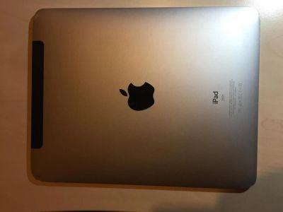 Лот: 6580560. Фото: 1. iPad 1 Cellular 64 Gb оригинальный. Планшеты