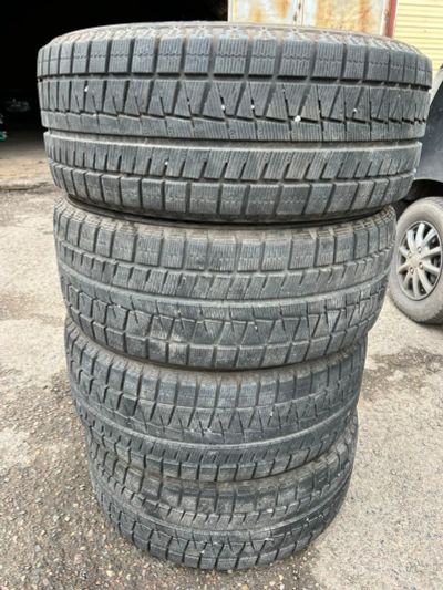 Лот: 19705862. Фото: 1. Bridgestone Blizzak RFT 225/50... Шины