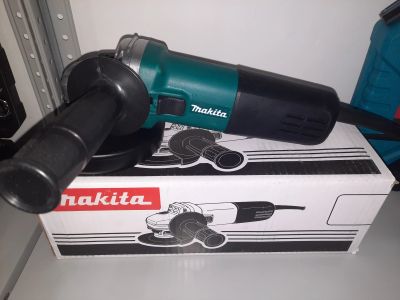 Лот: 17775332. Фото: 1. Болгарка Makita 125 mm. Электроинструмент