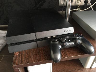 Лот: 11343181. Фото: 1. Продам Sony Playstation 4 500gb. Игровые приставки, консоли