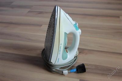 Лот: 1844629. Фото: 1. Утюг Tefal (изг. Франция). Утюги, парогенераторы, отпариватели