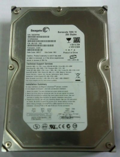 Лот: 8063321. Фото: 1. Жесткий диск Seagate ST3250820AS... Жёсткие диски (HDD)