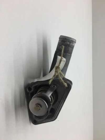Лот: 20374074. Фото: 1. Крышка термостата Nissan Teana... Кузов