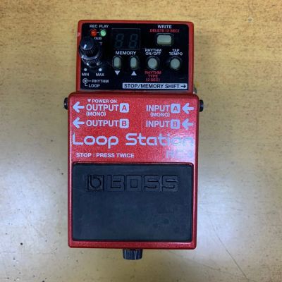 Лот: 16276346. Фото: 1. Педаль эффектов Boss RC-3 Loop... Гитарные эффекты и комбоусилители