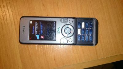 Лот: 7171778. Фото: 1. sony ericsson w550i. Кнопочные мобильные телефоны