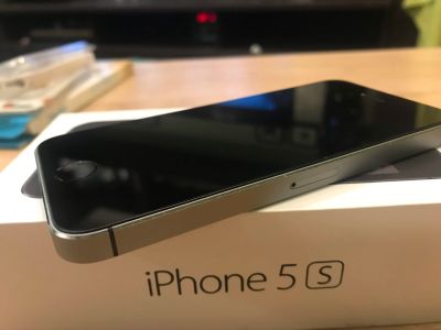 Лот: 14838638. Фото: 1. iphone 5s space gray Отличное... Смартфоны