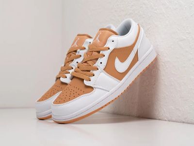 Лот: 24977165. Фото: 1. Кроссовки Nike Air Jordan 1 Low. Кеды, кроссовки, слипоны