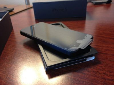 Лот: 3683087. Фото: 1. iPhone 5 Black 16GB Free-sim neverlock... Смартфоны