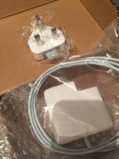 Лот: 11319110. Фото: 1. magsafe 2 power adapter 45w. Зарядные устройства