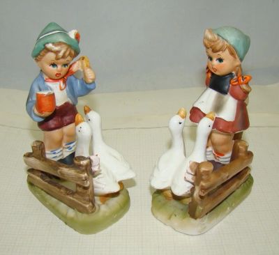 Лот: 18813650. Фото: 1. Фигурки в стиле Goebel/Hummel... Другое (антиквариат)
