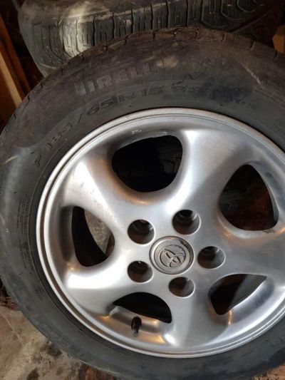 Лот: 11335817. Фото: 1. Продам шины Pirelli с дисками... Шины