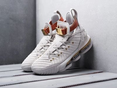 Лот: 16050008. Фото: 1. Кроссовки Nike Lebron XVI LMTD... Кеды, кроссовки, слипоны