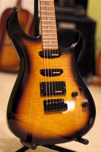 Лот: 6849057. Фото: 1. Fernandes FGZ-400 Made in Japan. Гитары