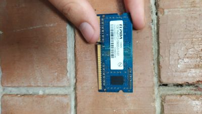 Лот: 17873800. Фото: 1. Elpida DDR3 1Gb. Оперативная память