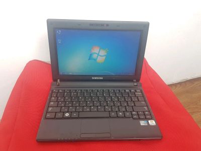 Лот: 13706448. Фото: 1. Нетбук Samsung в отл. состоянии. Ноутбуки