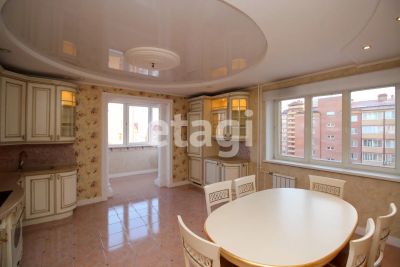 Лот: 25527369. Фото: 1. 3-комн. квартира , Красноярск... Квартиры, студии