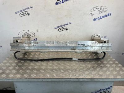 Лот: 23513034. Фото: 1. Усилитель бампера Volkswagen Touareg... Двигатель и элементы двигателя