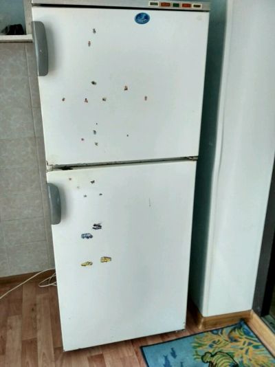 Лот: 10166253. Фото: 1. Холодильник бирюса. Холодильники, морозильные камеры