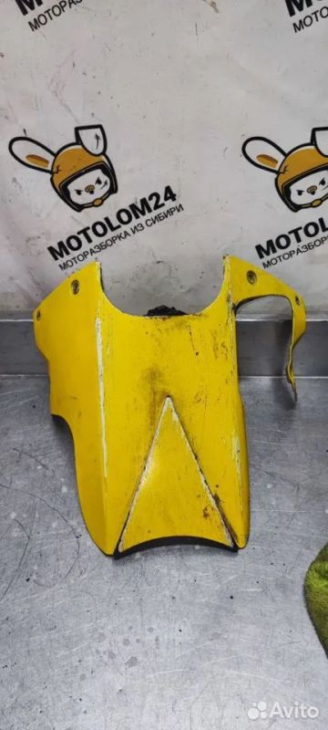 Лот: 22463397. Фото: 1. Пластик плуг Suzuki gsx 600 750... Запчасти