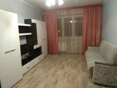 Лот: 14402644. Фото: 1. Сдам 1-комнатную ул. Толстого... Квартиры, студии