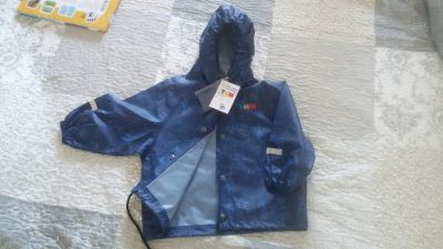 Лот: 16013956. Фото: 1. Новая детская куртка непромокаемая... Верхняя одежда
