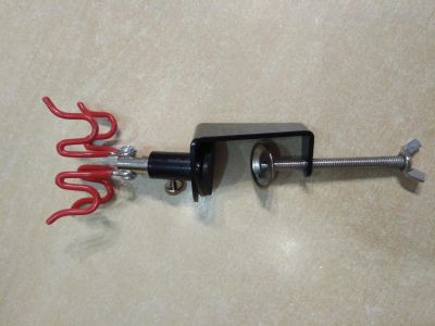 Лот: 10808526. Фото: 1. Держатель под два аэрографа. Другое (моделизм)