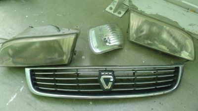 Лот: 13268554. Фото: 1. Фары toyota corolla 2000 год... Оптика и освещение