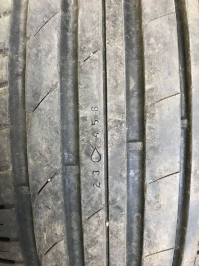 Лот: 11753338. Фото: 1. Автошина 275/40 R-20 Nokian Hakka... Шины