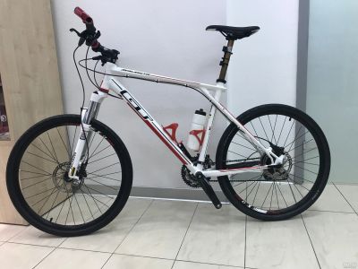 Лот: 13971048. Фото: 1. велосипед GT Avalanche Elite. Велосипеды