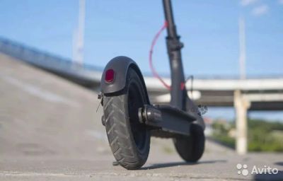 Лот: 16350102. Фото: 1. Электросамокат e-scooter m365... Электросамокаты, гироскутеры, сигвеи