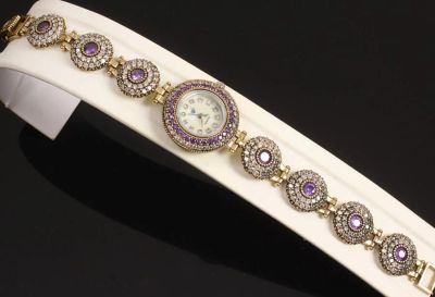 Лот: 10774721. Фото: 1. Изысканные, женские часики с браслетом... Драгоценные наручные часы
