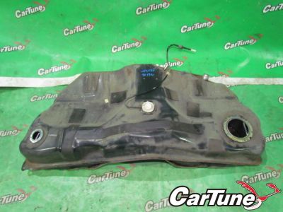 Лот: 10538400. Фото: 1. бензобак R toyota crown JZS171... Топливная система