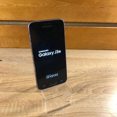 Лот: 17949115. Фото: 1. Смартфон Samsung galaxy J3 2016. Смартфоны