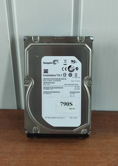 Лот: 21176684. Фото: 1. Жесткий диск SATA-III 3,5 Seagate... Жёсткие диски (HDD)