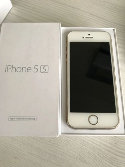 Лот: 12049684. Фото: 1. Продам iPhone s5. Смартфоны
